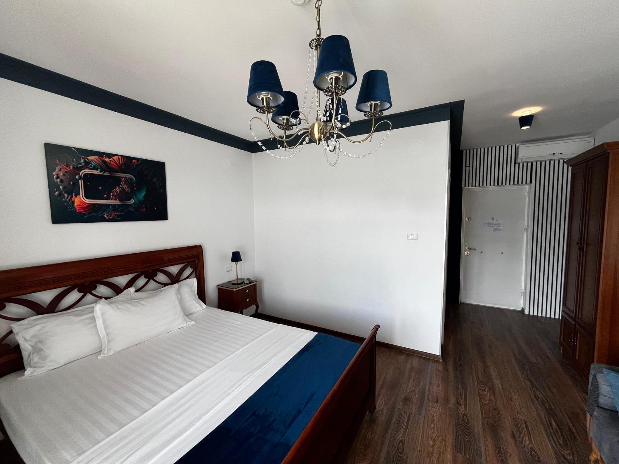 Riviera 990 - Resort & Restaurant Eselnita Ngoại thất bức ảnh