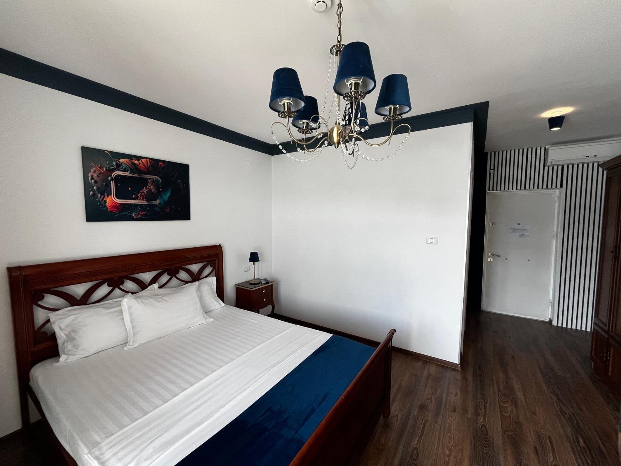 Riviera 990 - Resort & Restaurant Eselnita Ngoại thất bức ảnh