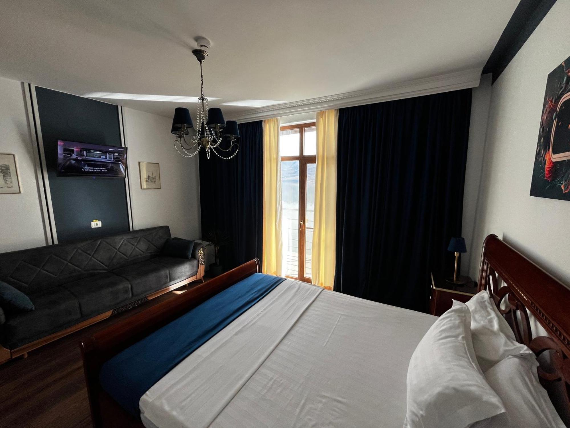 Riviera 990 - Resort & Restaurant Eselnita Ngoại thất bức ảnh