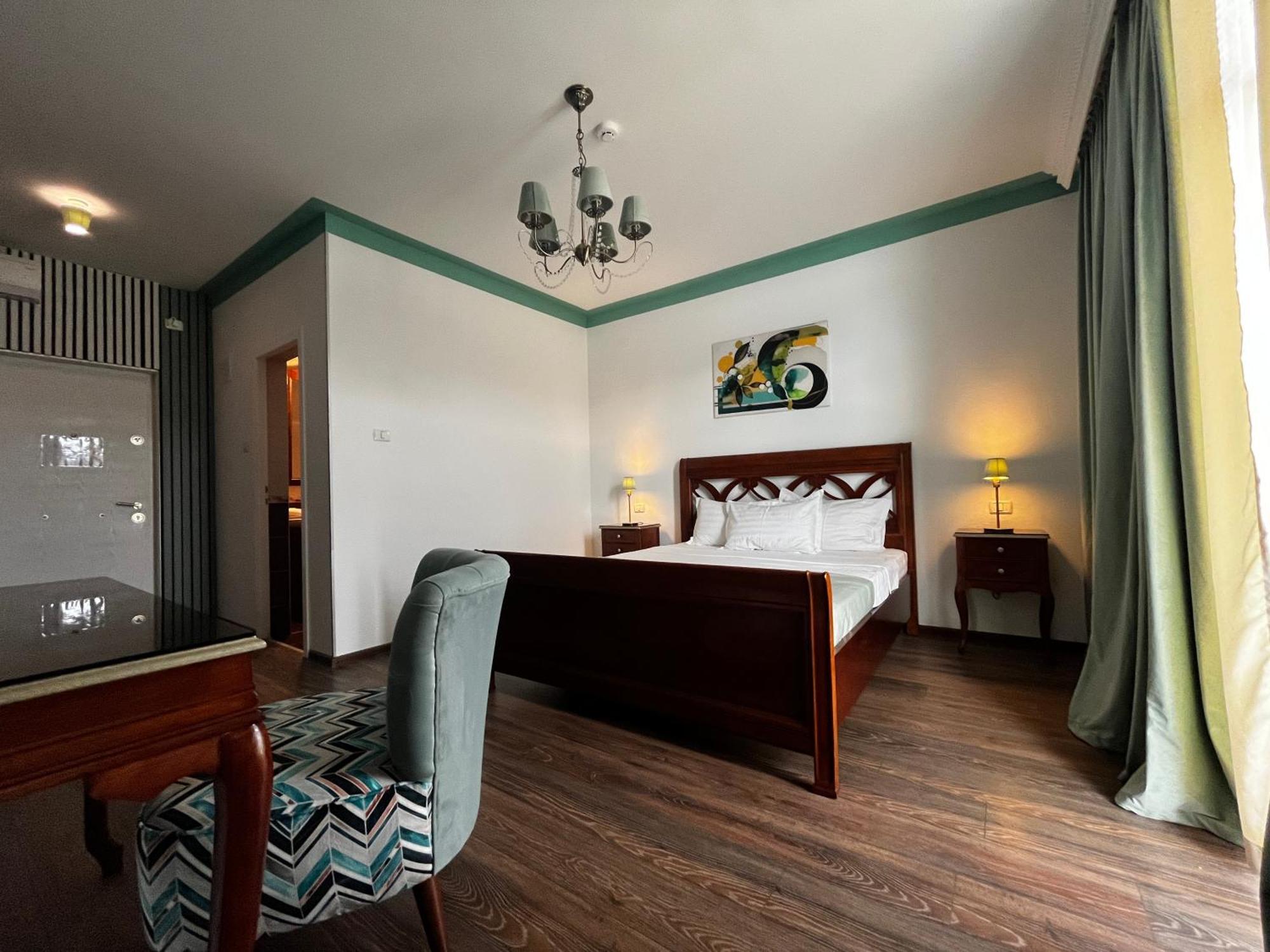 Riviera 990 - Resort & Restaurant Eselnita Ngoại thất bức ảnh